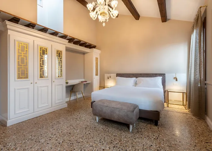 San Vio Palace Luxury Apartamento *