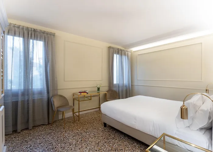 San Vio Palace Luxury Apartamento