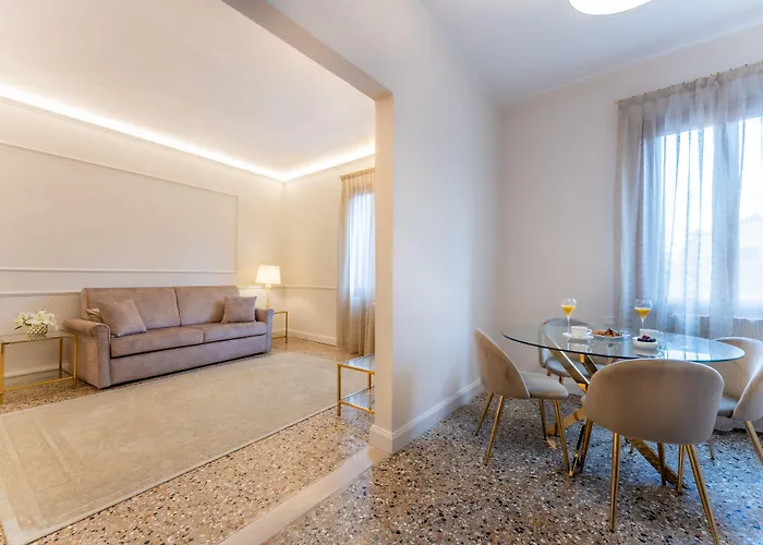 San Vio Palace Luxury Apartamento Veneza