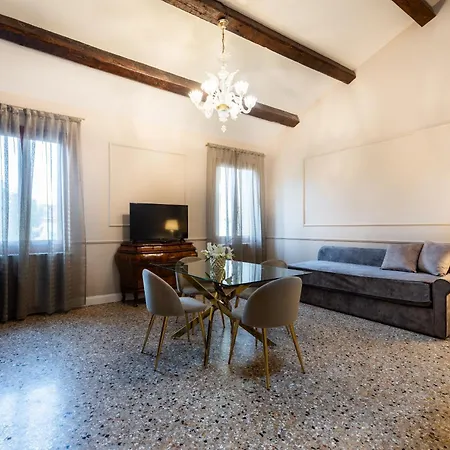 Apartment San Vio Palace Luxury *
