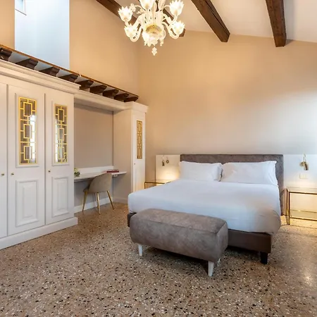 San Vio Palace Luxury Apartment *