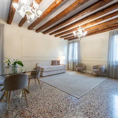 San Vio Palace Luxury Apartment Venice