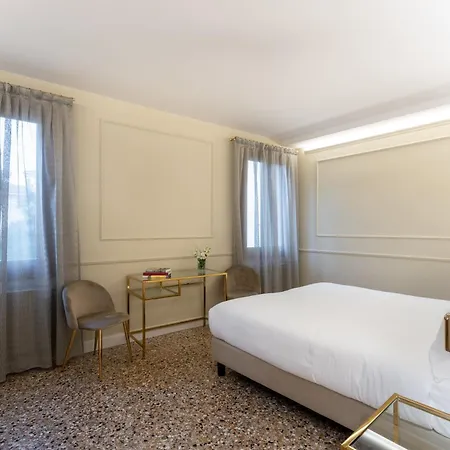 San Vio Palace Luxury Apartment