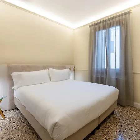 San Vio Palace Luxury Apartment Venice